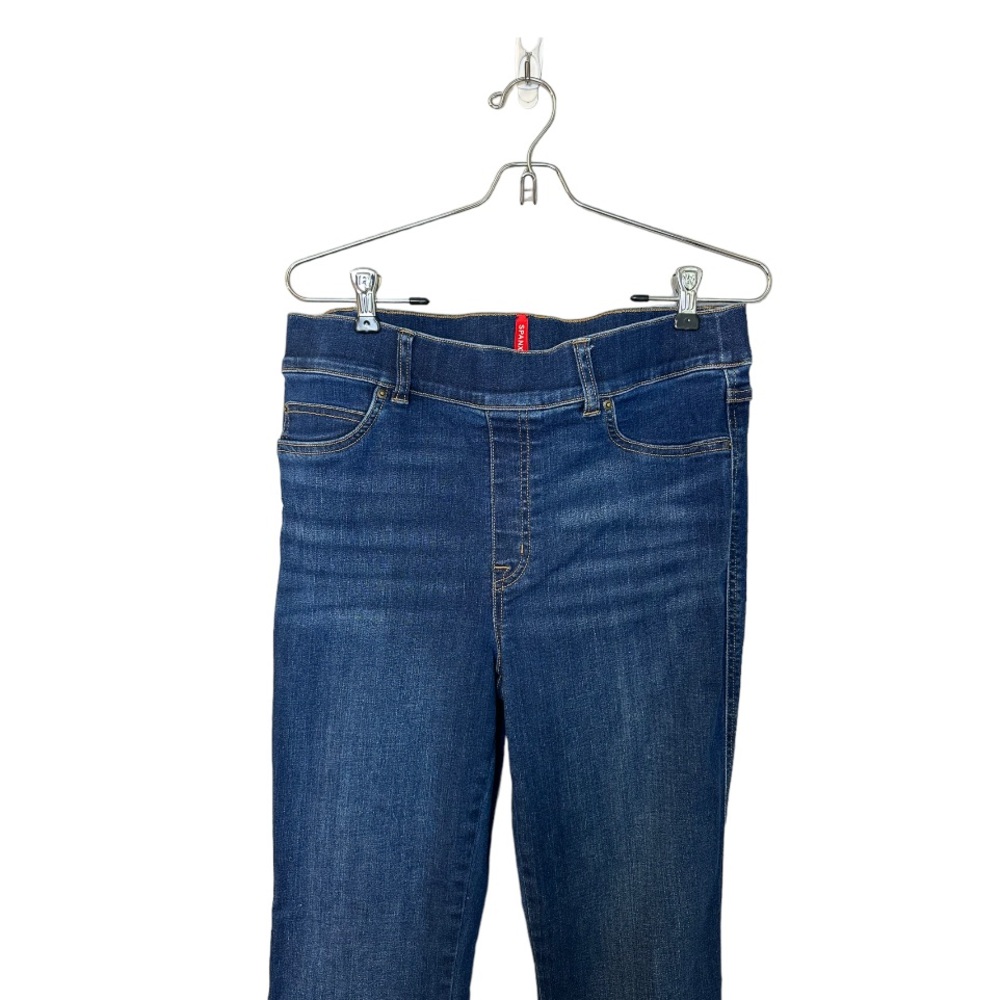 High-Rise Dark Blue Flare Jeans - Picture 3 of 9